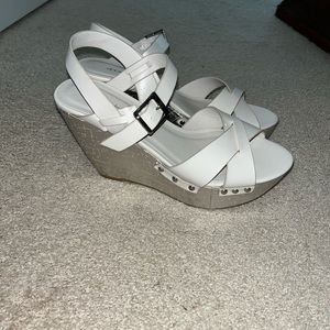 Shoedazzle cream silver wedge sandals. Brand new.